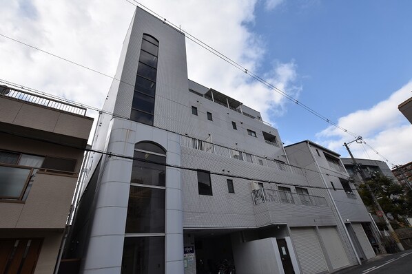 真田山中央マンションの物件外観写真